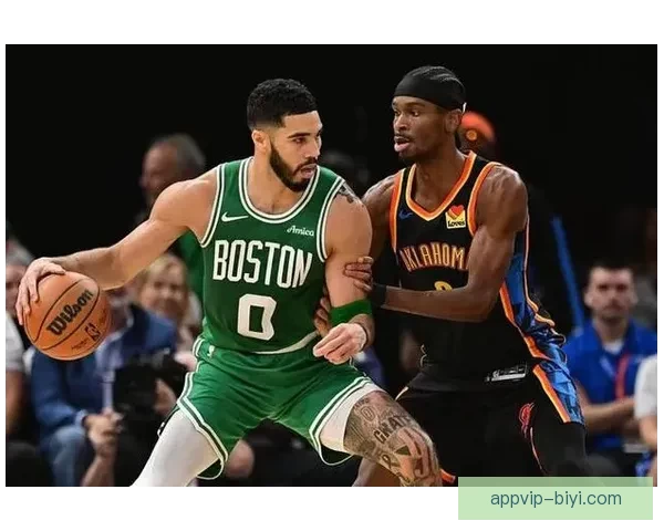 豪瑟达成绿军历史新里程碑 成为队史第十位投中700个三分的球员