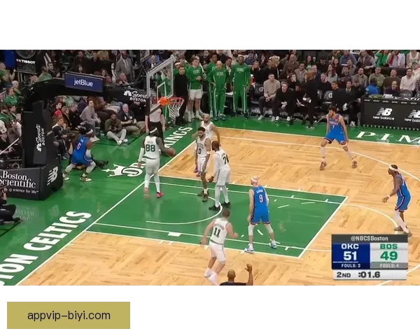 布朗晃飞亚历山大后微笑回应战胜雷霆激励塔图姆表现