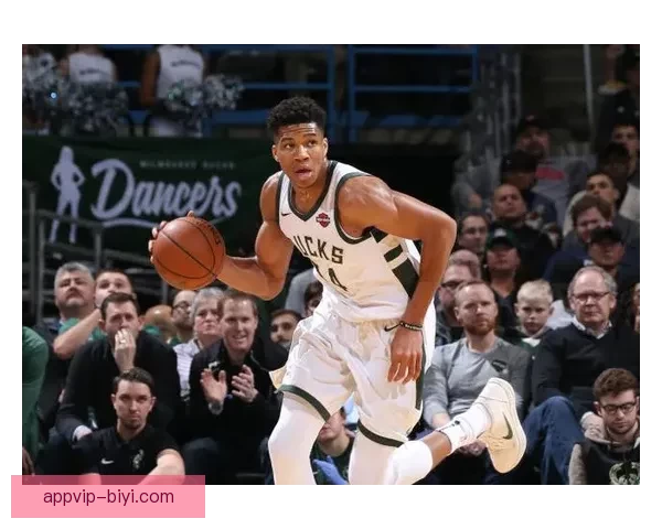 雄鹿官方宣布库兹马右侧跟腱紧绷 将缺席本场比赛