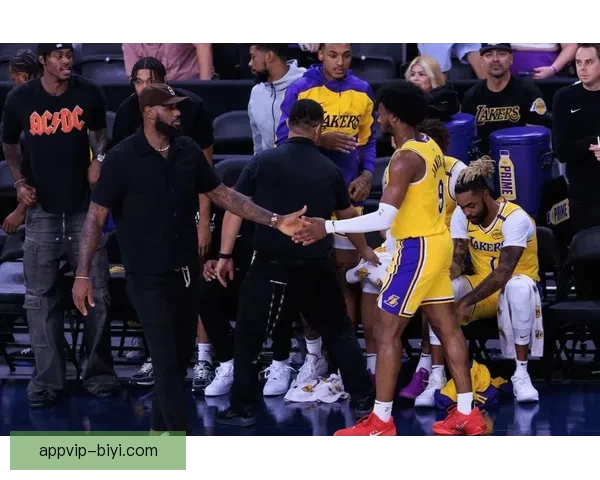 湖人掘金锁定季后赛席位 太阳快船仅剩理论可能 西部形势逐渐明朗